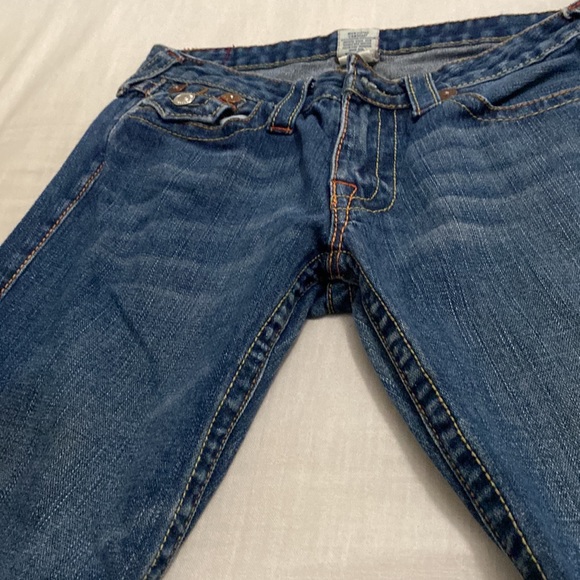 Used - Picture 3 of 4